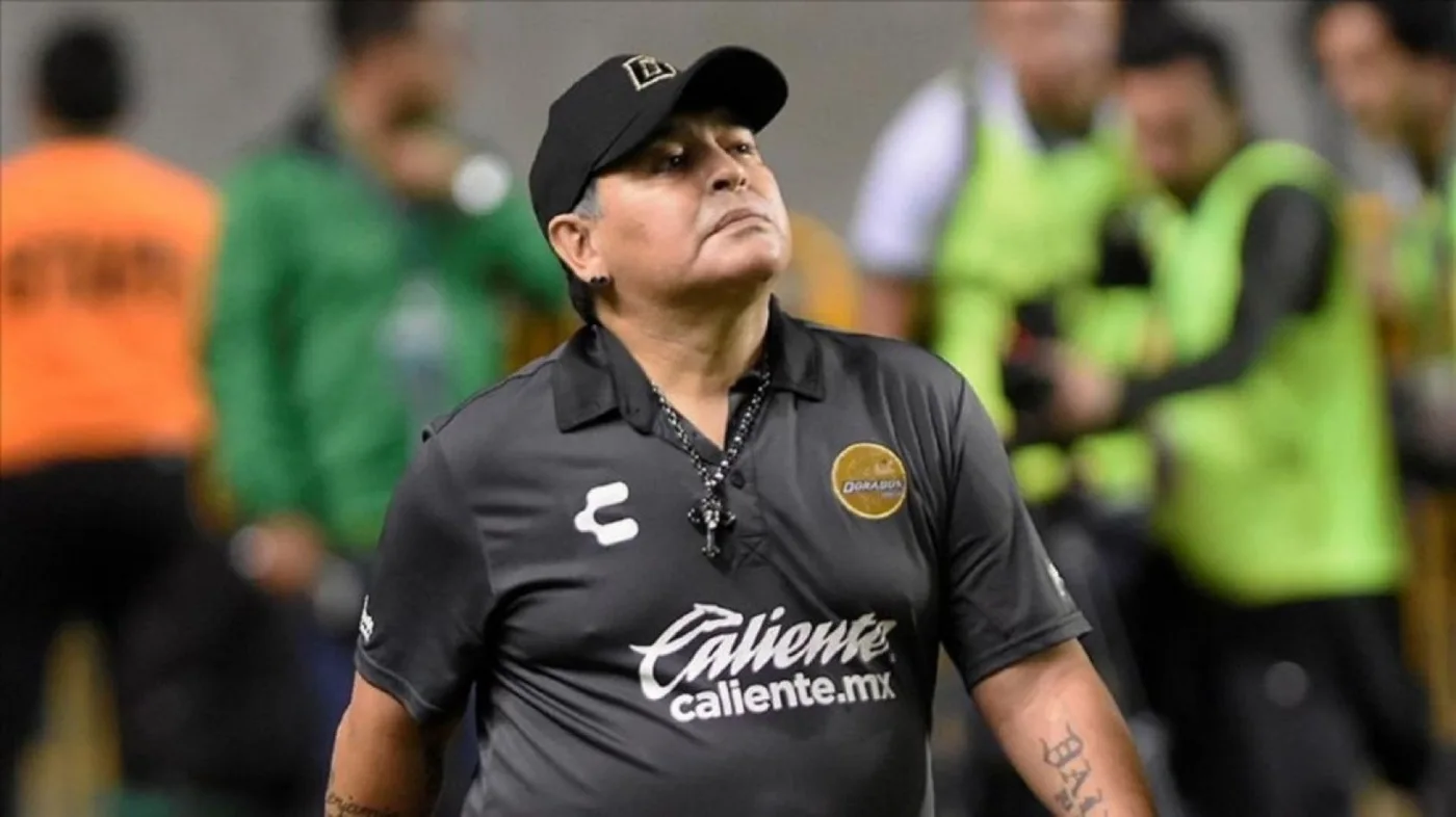 Maradona cada vez más cerca de dirigir al Lobo