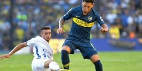 A qué hora juega Boca