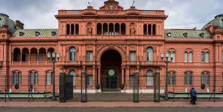 Detuvieron en Casa Rosada a un hombre armado que decía quería ver a Mauricio Macri