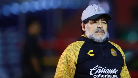 Por su salud, Maradona deja Dorados de México