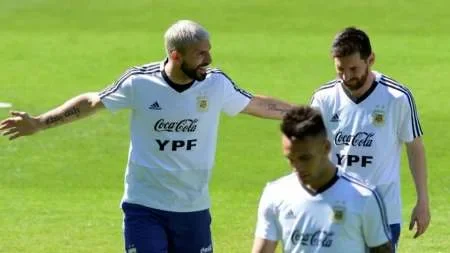 A qué hora juega la Selección Argentina