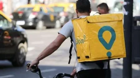 Repartidor de Glovo se enfrentó con un ladrón y lo mató