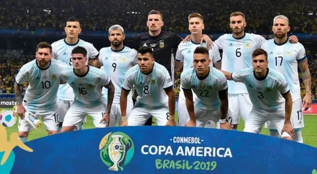 A qué hora juega Argentina contra Chile