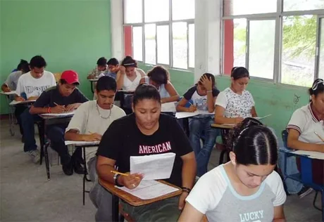 ¿Cuándo vuelven a clases los estudiantes secundarios?