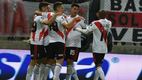 A qué hora juega River