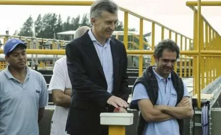 Piden a Macri que deje de inaugurar obras en plena campaña por la veda electoral