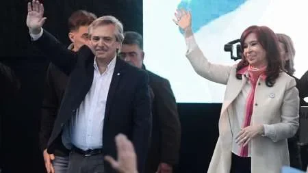 “Frente de Todos” encabezado por Fernández cerró su campaña en Rosario