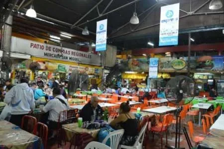 Buscan agrandar el mercado San Miguel y hacer peatonal la calle Urquiza