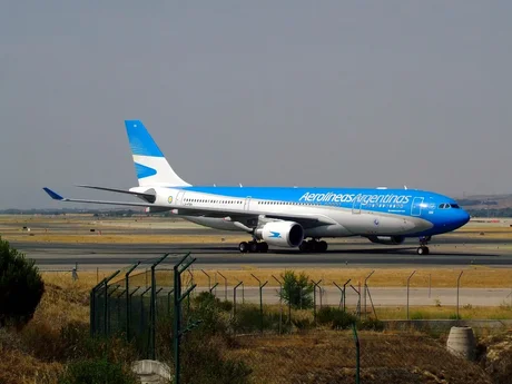 Aerolíneas Argentinas entregará un bono de $ 5 mil a sus empleados