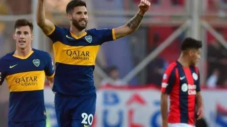 Boca derrotó a San Lorenzo y sigue arriba en la tabla