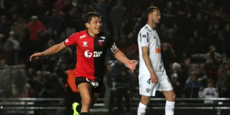 A qué hora juega Colón la semifinal de la Copa