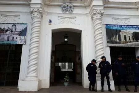 Hubo algunas demoras en la apertura de varias escuelas de la Capital