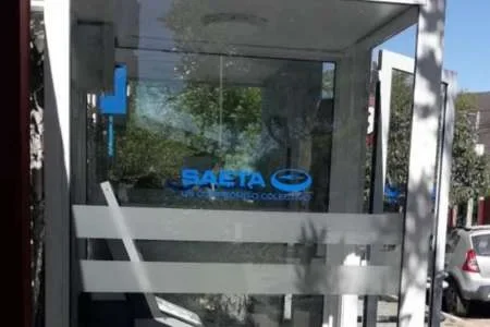 Habilitaron una nueva terminal de recarga automática de Saeta en barrio Autódromo