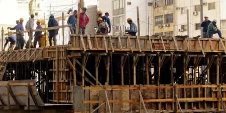 La construcción disminuyó un 9,5 % en octubre