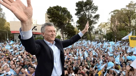 Macri tendrá hoy su marcha despedida