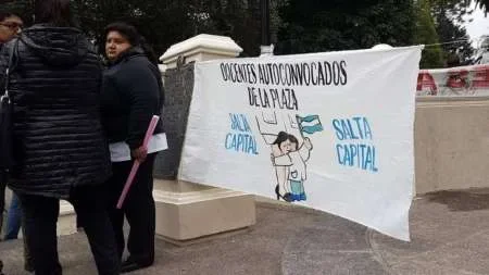 Docentes autoconvocados llamaron a movilizarse durante la asunción de Sáenz