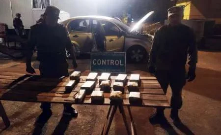 Gendarmería intervino en dos casos de narcotráfico y secuestró más de 45 kilos de cocaína