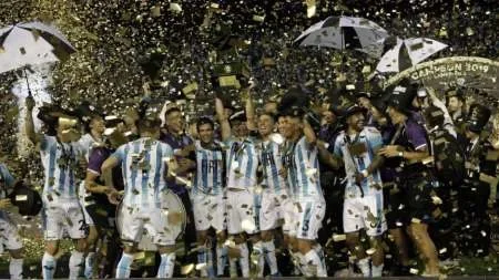 Racing se consagró campeón del Trofeo de Campeones