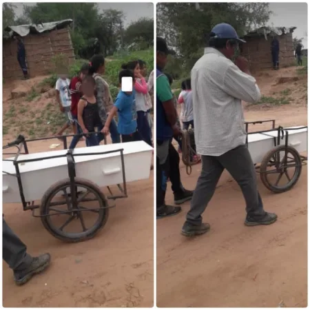 Una foto que refleja la tristeza y el abandono a una familia: así trasladaron el cadáver del niño Tomás Mitre