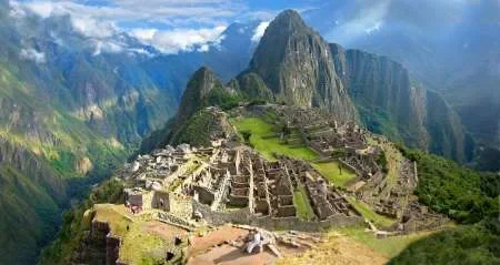 Tres años de prisión para el argentino que defecó en Machu Pichu