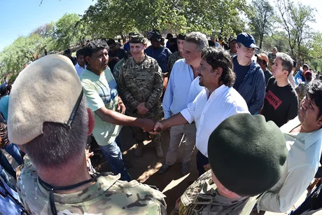 Sáenz supervisó los trabajos que se realizan en el Chaco salteño