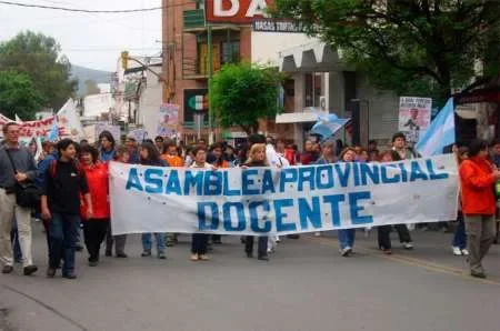 Docentes Autoconvocados levantaron el paro