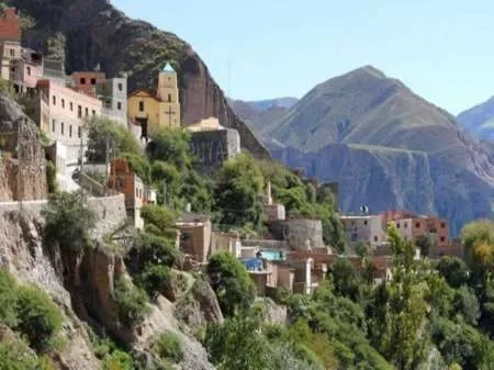 En Iruya los concejales prohíben el ingreso a turistas, y el intendente no lo sabía