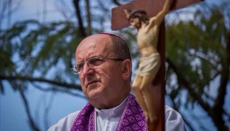 Cargnello pide que recemos la novena del Milagro y suspende misas por Semana Santa