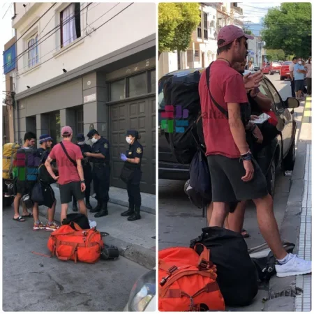 Franceses deambulando por el centro salteño