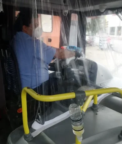 Los colectivos de Saeta ya cuentan con cabinas aisladas y dispense de alcohol en gel