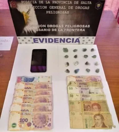 Detienen a dos dealers en Salta