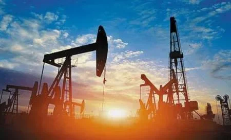 Petróleo: el precio del barril en Estados Unidos cotiza a menos de 12 dólares