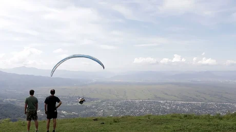 Bien popular: los salteños podrán practicar tenis, golf, equitación, y parapente, entre otros deportes