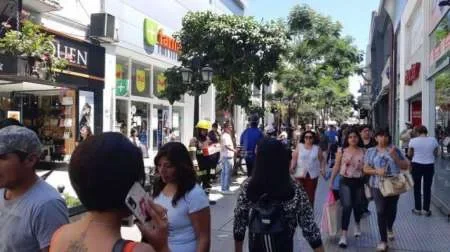 Se aprobó el proyecto que establece la atención en horario de corrido en los comercios de Salta