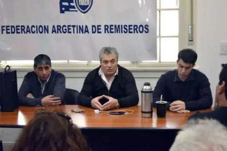 Desde la Federación Argentina de Remises dicen que el pedido de Salinas es “ilógico”