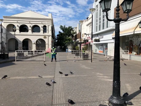 El centro de Salta vuelve a estar vallado