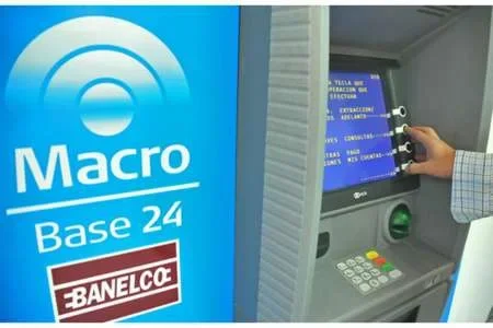 Hasta fines de septiembre queda nulo el cobro de cargos por operar en cajeros automáticos