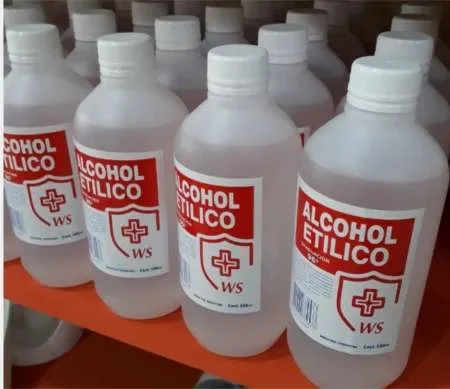 Prohíben la venta de un alcohol etílico y un limpiador líquido