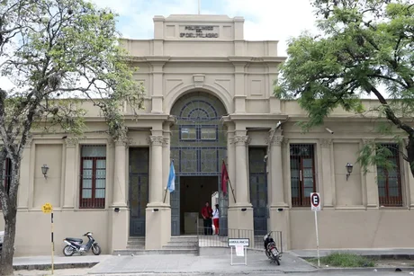 Vuelve a funcionar el laboratorio del Hospital Del Milagro