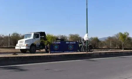 Imputaron al conductor del camión que provocó una muerte en avenida Arenales