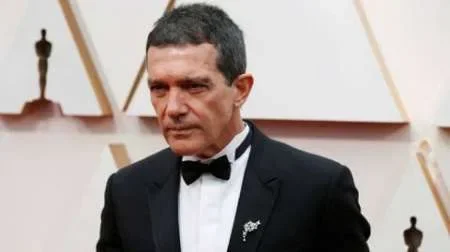 Antonio Banderas tiene coronavirus