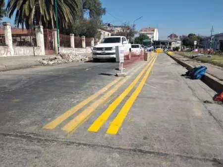 Marcha atrás de la Municipalidad de Salta: tras las críticas vuelven a demarcar con pintura las bicisendas