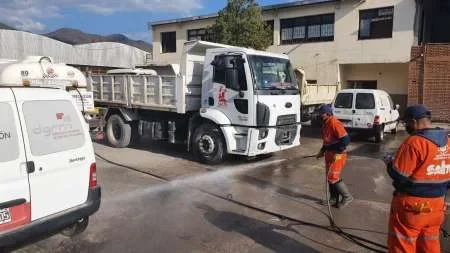 Este sábado continúan las tareas de desinfección en Salta