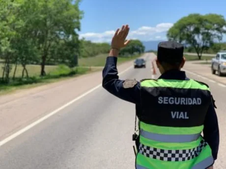 Ingresó a Salta evitando controles en la frontera y ahora debe pagar una multa de 75 mil pesos