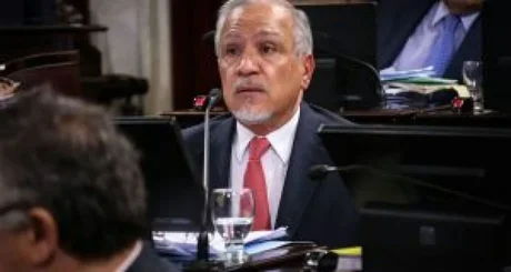 Romero fue el único Senador que se opuso al proyecto que establece que legisladores no puedan comprar dólares