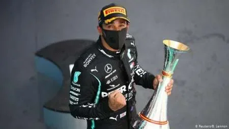 Hamilton igualó el récord de campeonatos de Schumacher