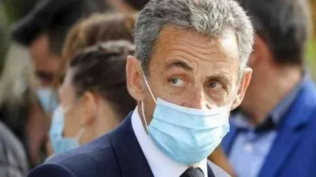 Francia: el expresidente Nicolas Sarkozy condenado a tres años de prisión