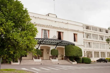 Investigan al exgerente del Hotel Termas de Salta por administración fraudulenta