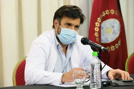 "El virus de Manaos y la cepa británica seguro que están circulando en Salta"