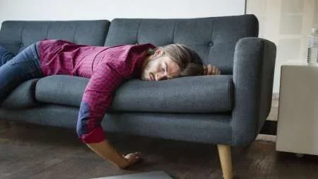 Empresa ofrece 1500 dólares para quienes duerman la siesta todos los días